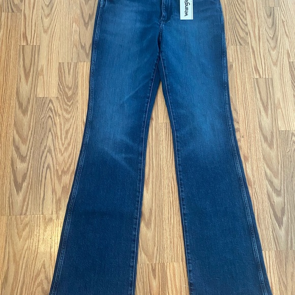 NWT Wrangler Westward, Dusty Dark High Rise Bootcut Jeans - Picture 5 of 8